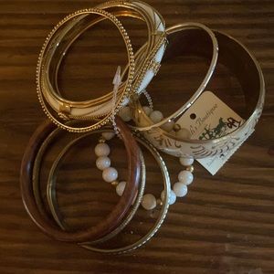 Grand, artsy and funky classic stacked bracelet!